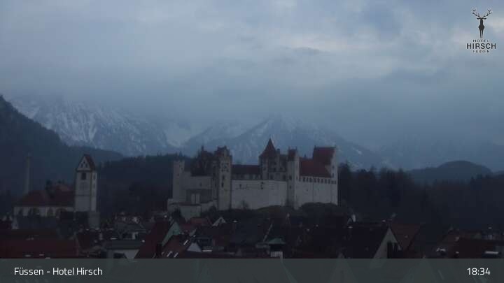 Archiv Foto Webcam Füssen: Blick auf das Hohe Schloss