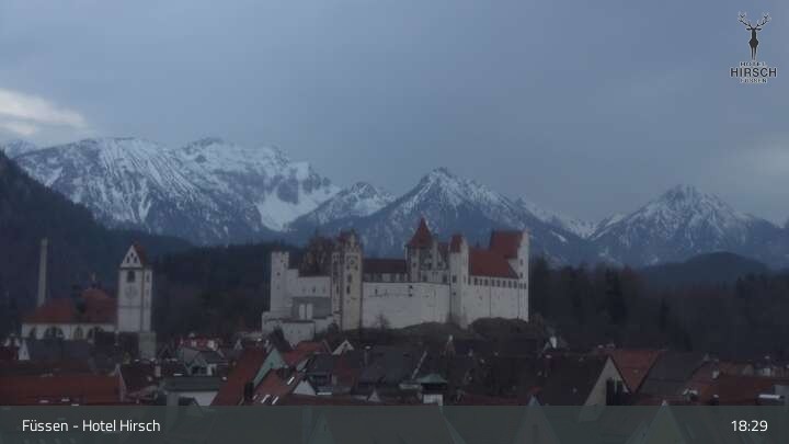 Archiv Foto Webcam Füssen: Blick auf das Hohe Schloss