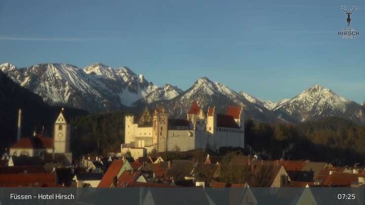 Archiv Foto Webcam Füssen: Blick auf das Hohe Schloss