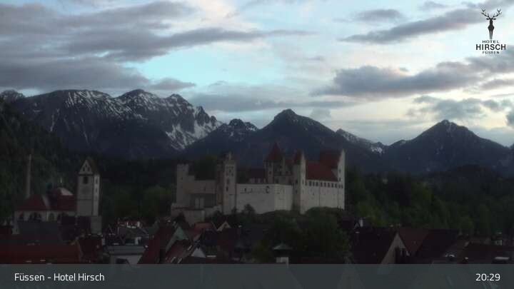 Archiv Foto Webcam Füssen: Blick auf das Hohe Schloss