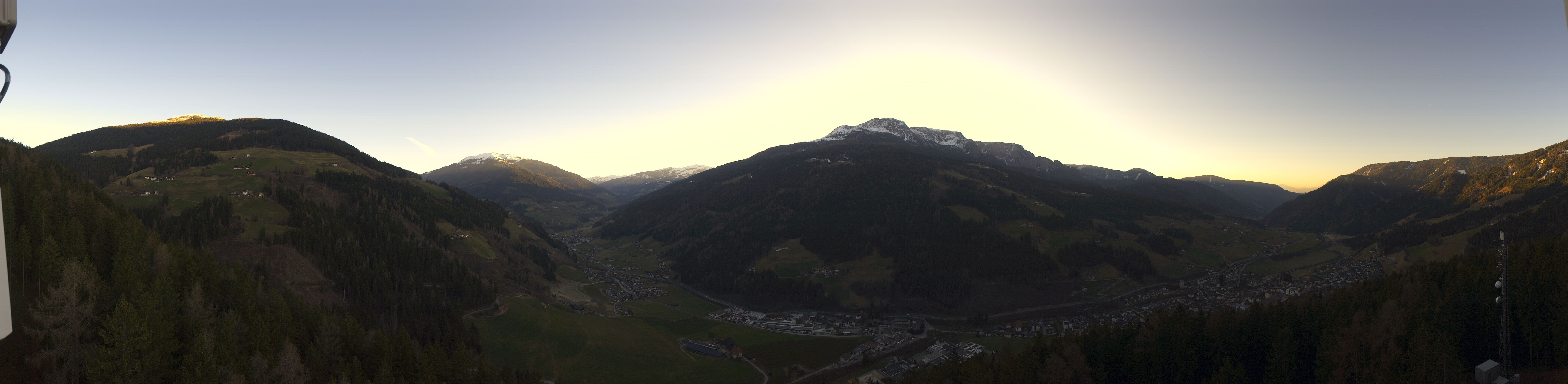 Archived image Webcam View over Sarnthein