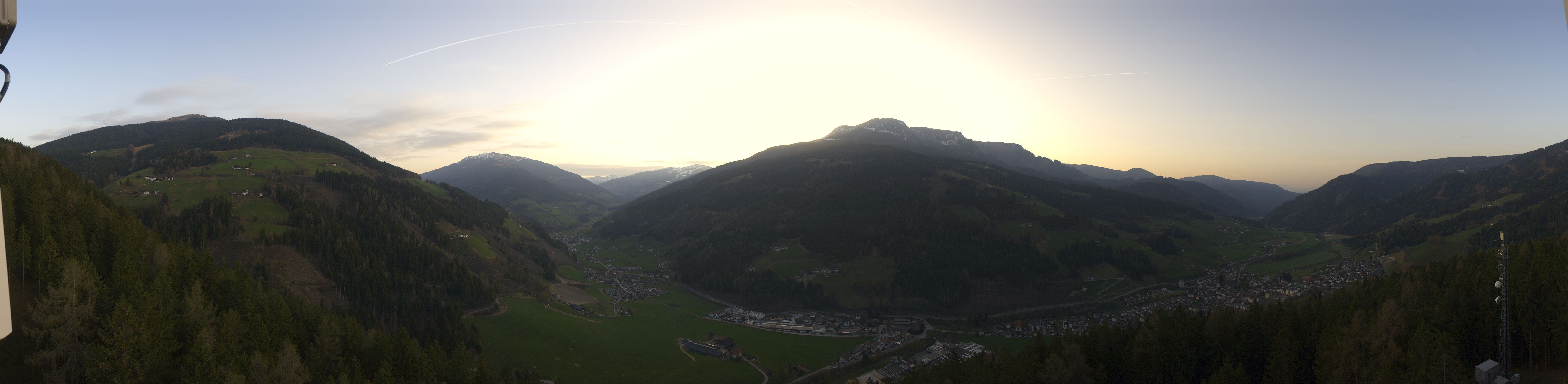 Archived image Webcam View over Sarnthein