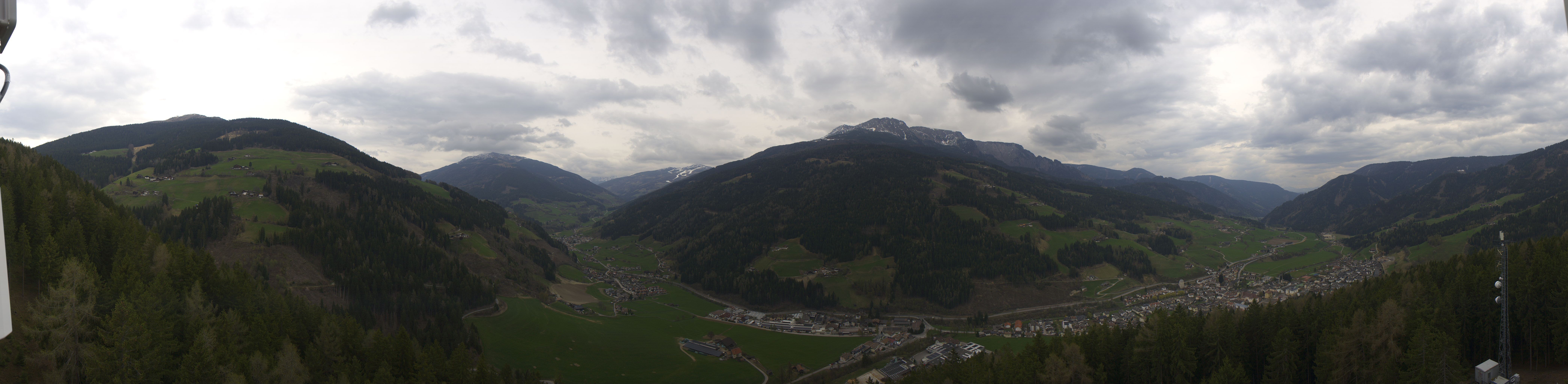 Archived image Webcam View over Sarnthein