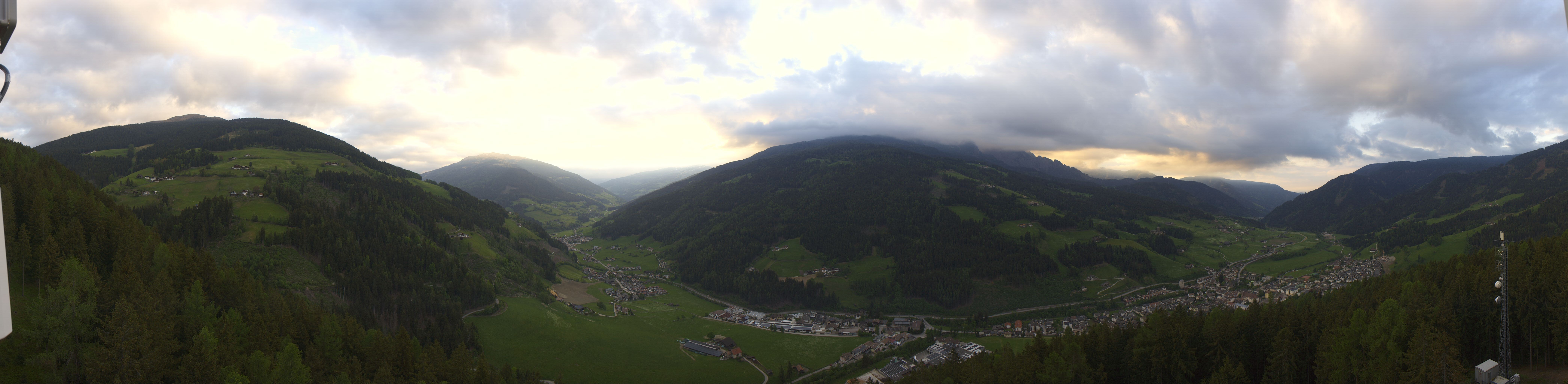 Archiv Foto Webcam Sarnthein im Sarntal