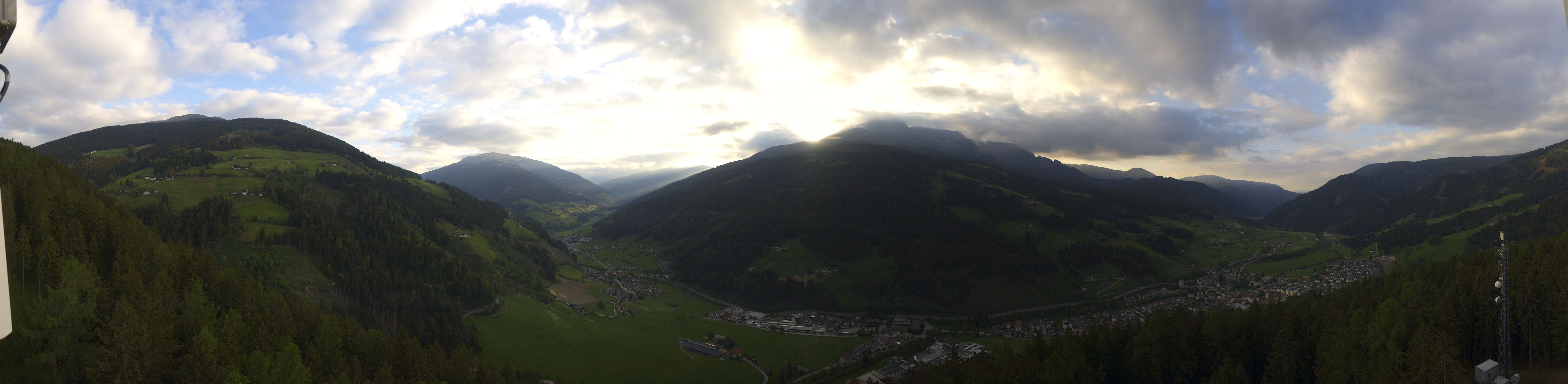 Archiv Foto Webcam Sarnthein im Sarntal