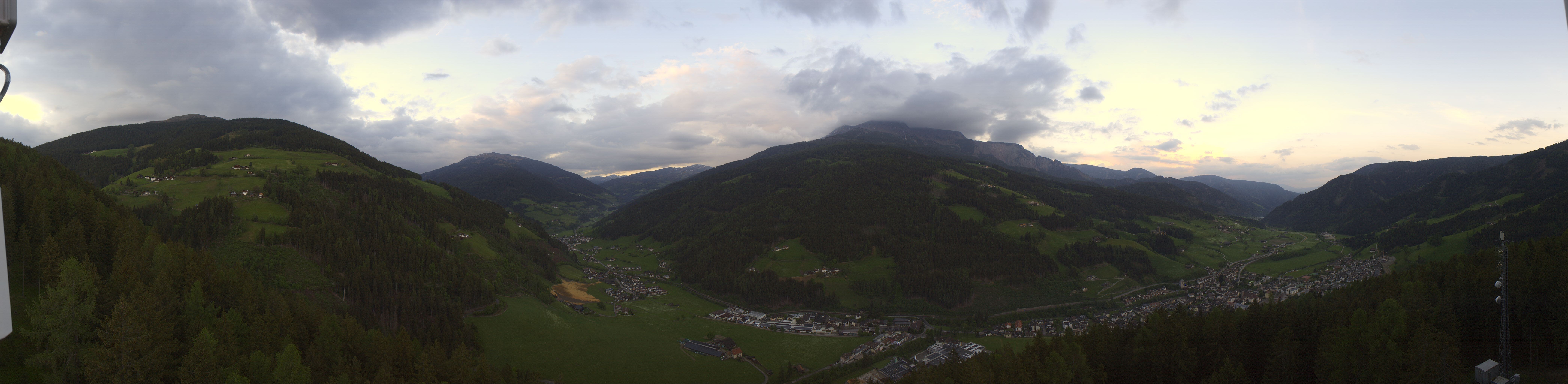 Archiv Foto Webcam Sarnthein im Sarntal