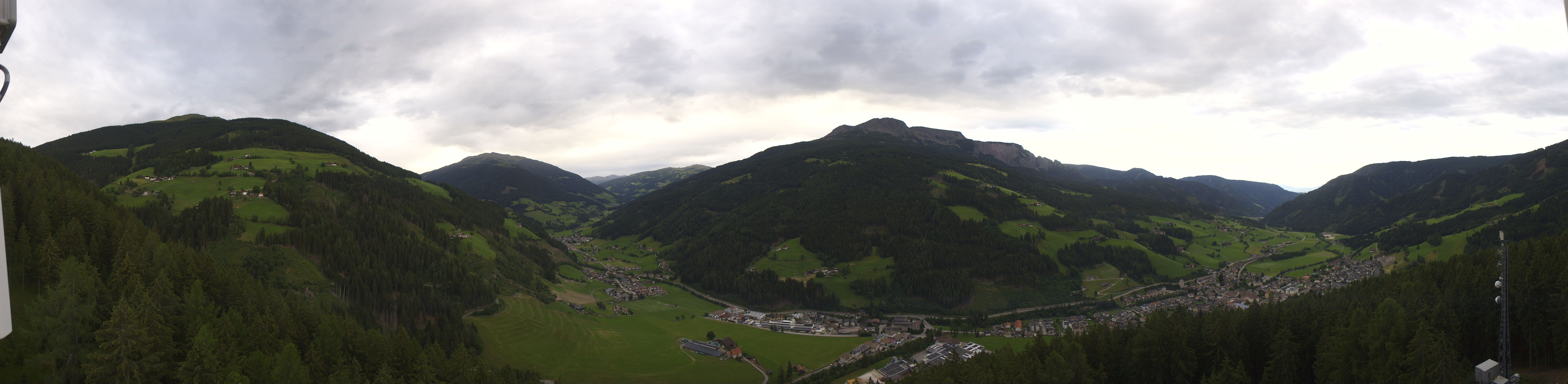 Archived image Webcam View over Sarnthein