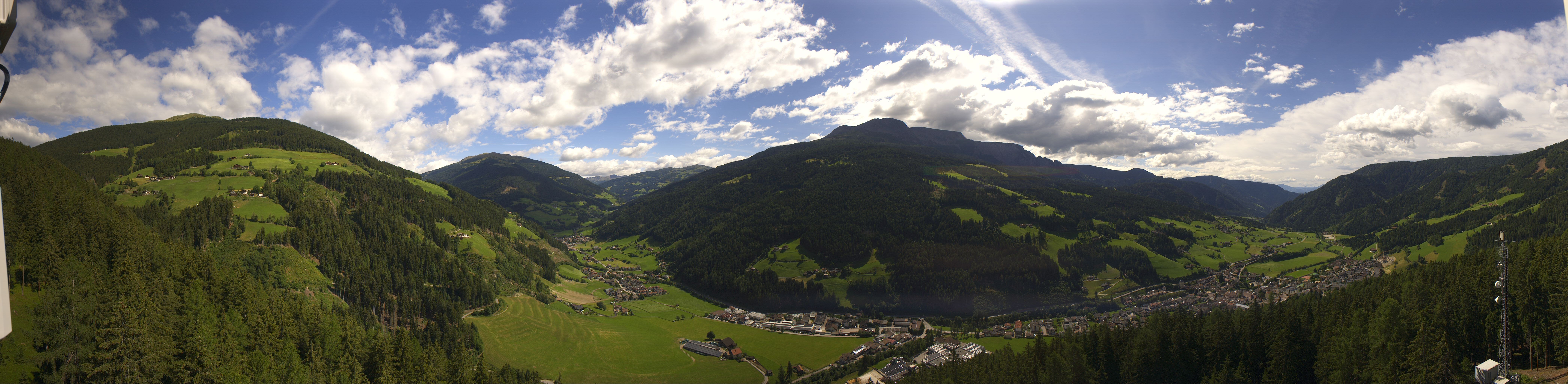 Archived image Webcam View over Sarnthein