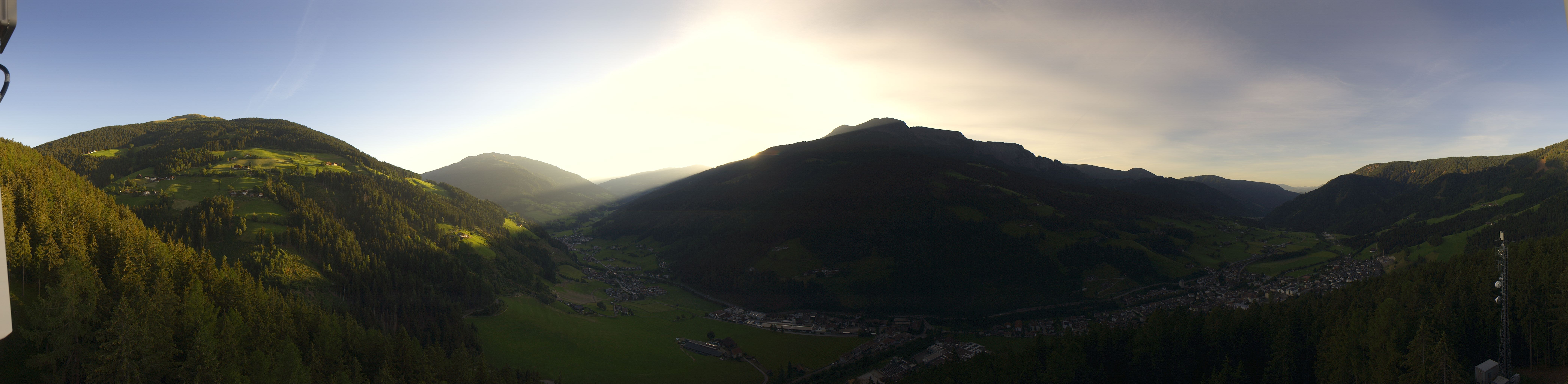 Archiv Foto Webcam Sarnthein im Sarntal