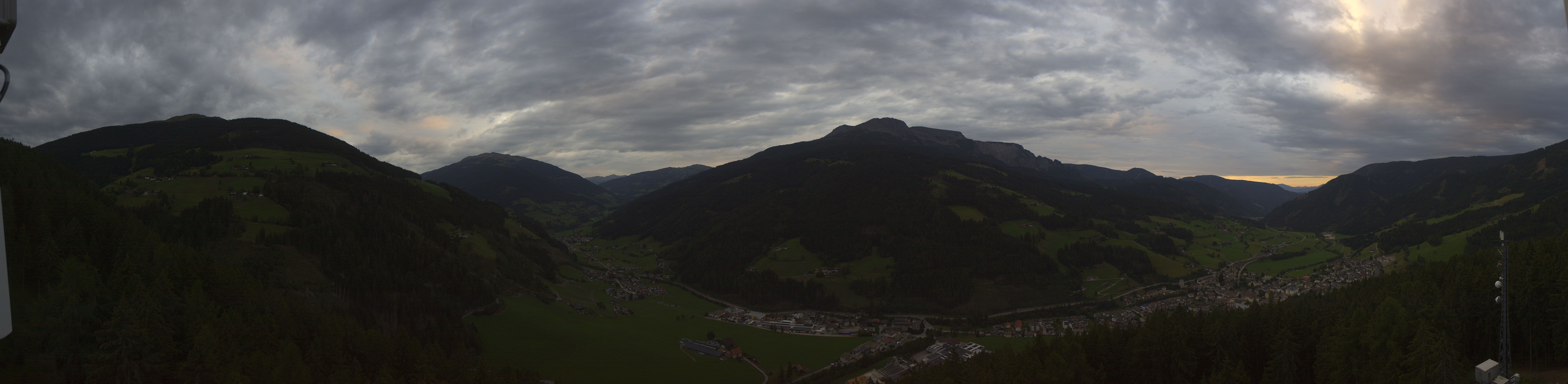 Archiv Foto Webcam Sarnthein im Sarntal