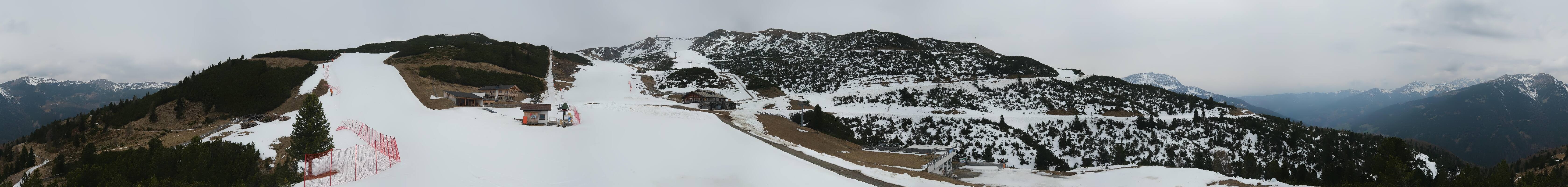 Archived image Webcam Pfnatsch mountain restaurant near Reinswald