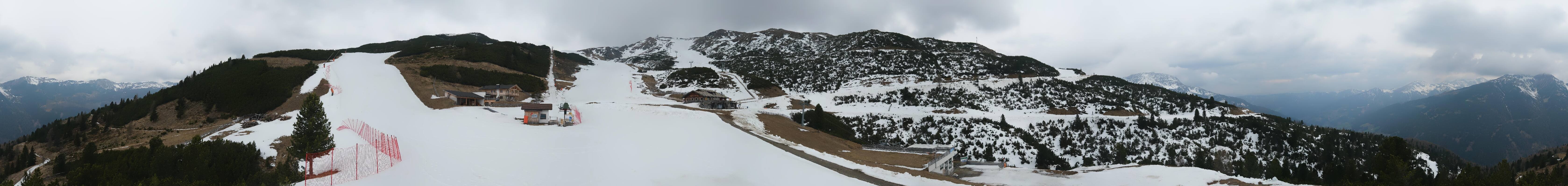 Archived image Webcam Pfnatsch mountain restaurant near Reinswald