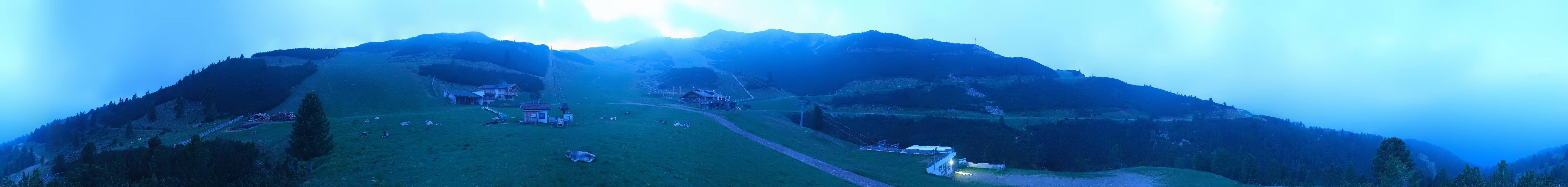 Archived image Webcam Pfnatsch mountain restaurant near Reinswald