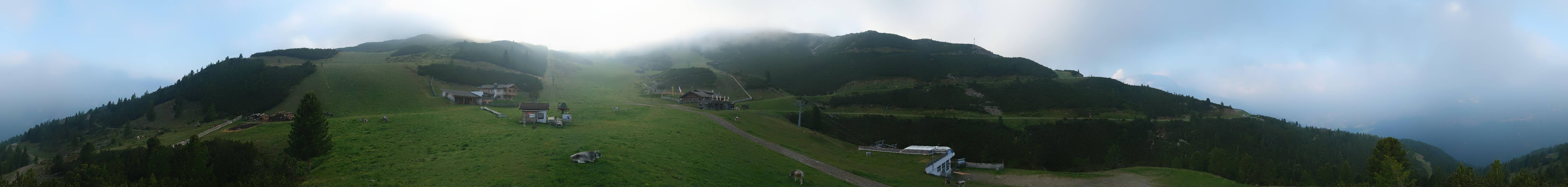 Archived image Webcam Pfnatsch mountain restaurant near Reinswald