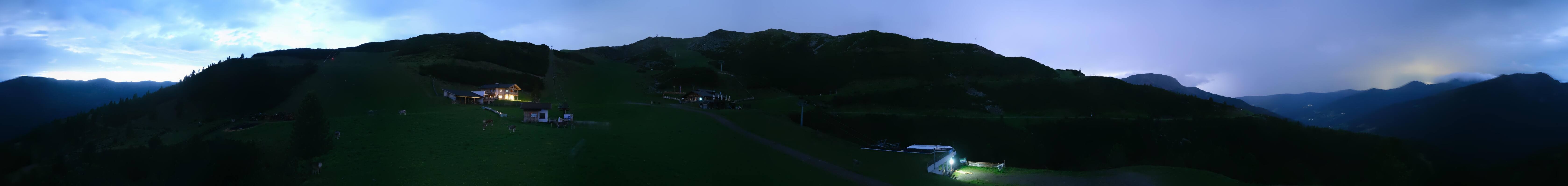 Archived image Webcam Pfnatsch mountain restaurant near Reinswald