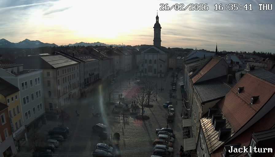 Archived image Webcam Traunstein: Town Square