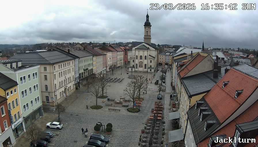 Archived image Webcam Traunstein: Town Square