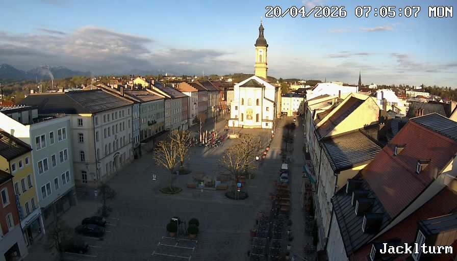 Archived image Webcam Traunstein: Town Square