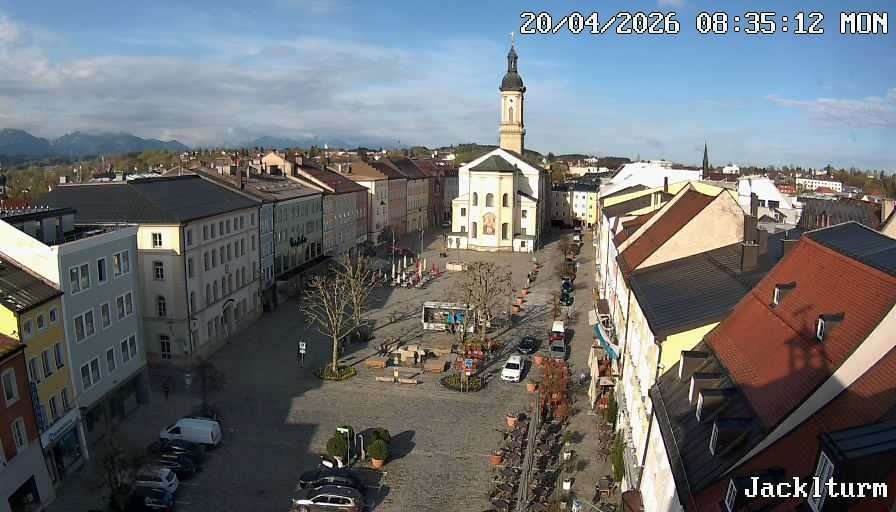 Archived image Webcam Traunstein: Town Square