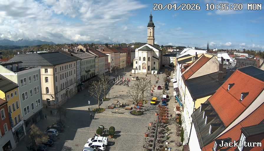 Archived image Webcam Traunstein: Town Square