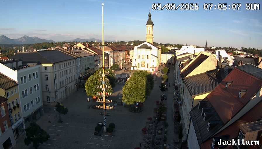 Archived image Webcam Traunstein: Town Square