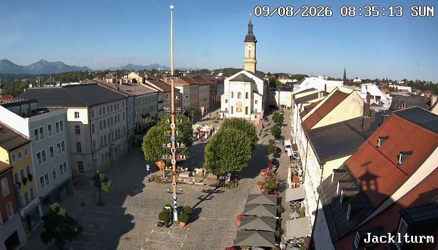 Archived image Webcam Traunstein: Town Square