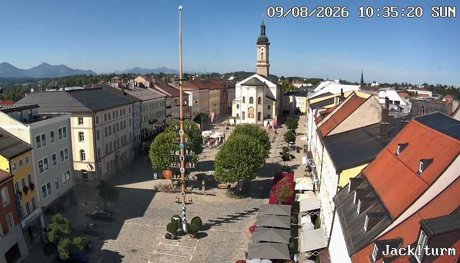 Archived image Webcam Traunstein: Town Square