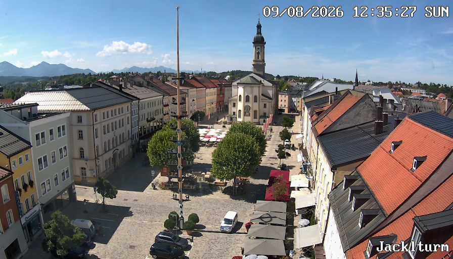 Archived image Webcam Traunstein: Town Square