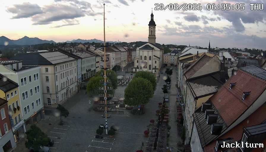 Archiv Foto Webcam Stadtplatz Traunstein