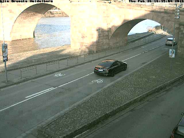 Archived image Webcam Heidelberg: Old Bridge