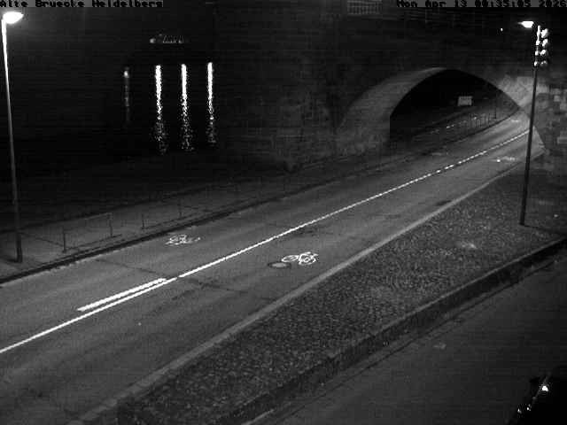 Archived image Webcam Heidelberg: Old Bridge