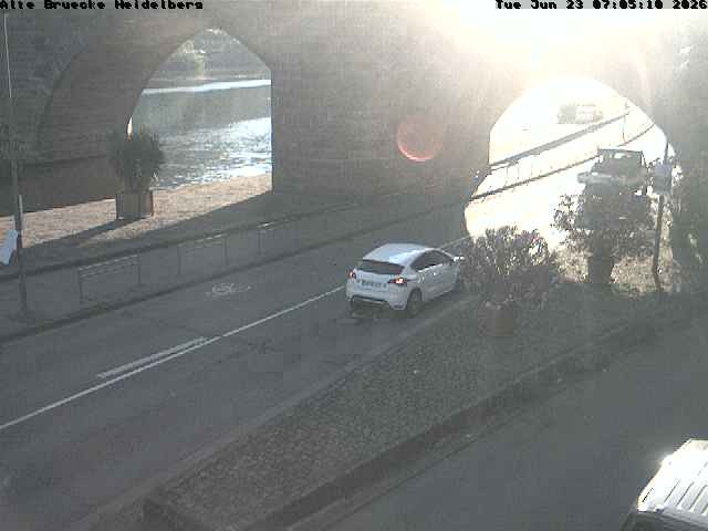 Archived image Webcam Heidelberg: Old Bridge