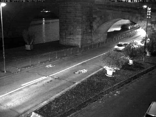 Archived image Webcam Heidelberg: Old Bridge