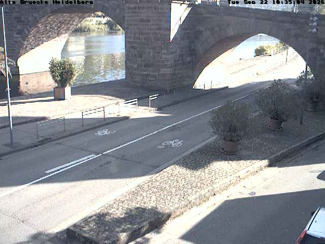 Archived image Webcam Heidelberg: Old Bridge