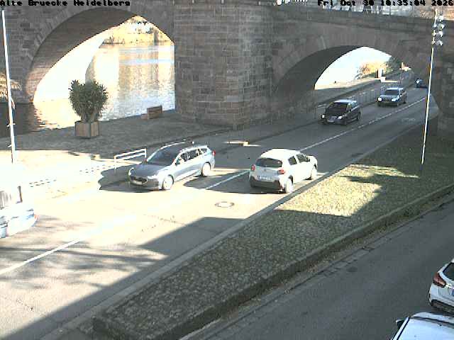 Archived image Webcam Heidelberg: Old Bridge