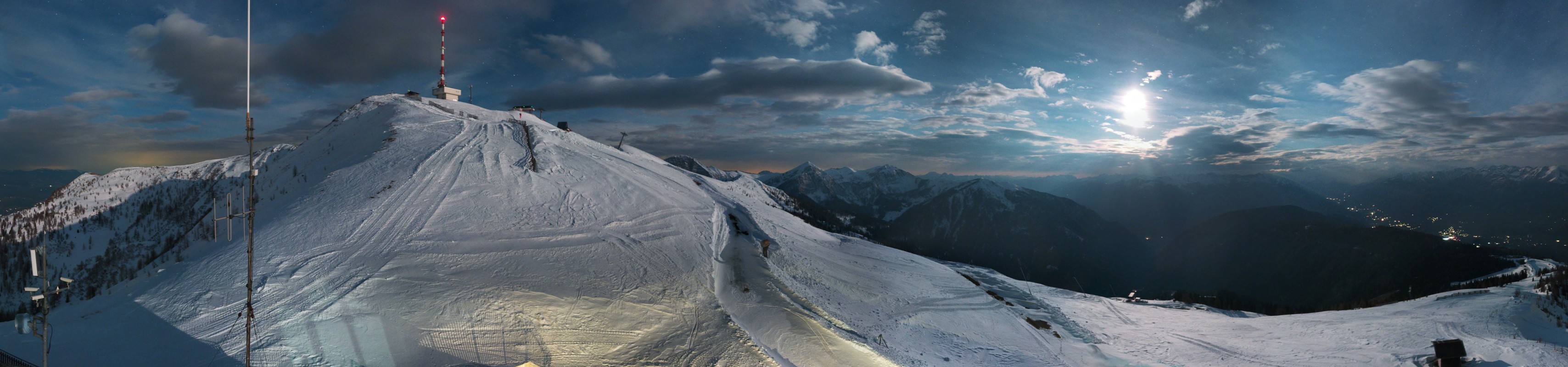 Archiv Foto Webcam Goldeck: Panoramablick Gipfel