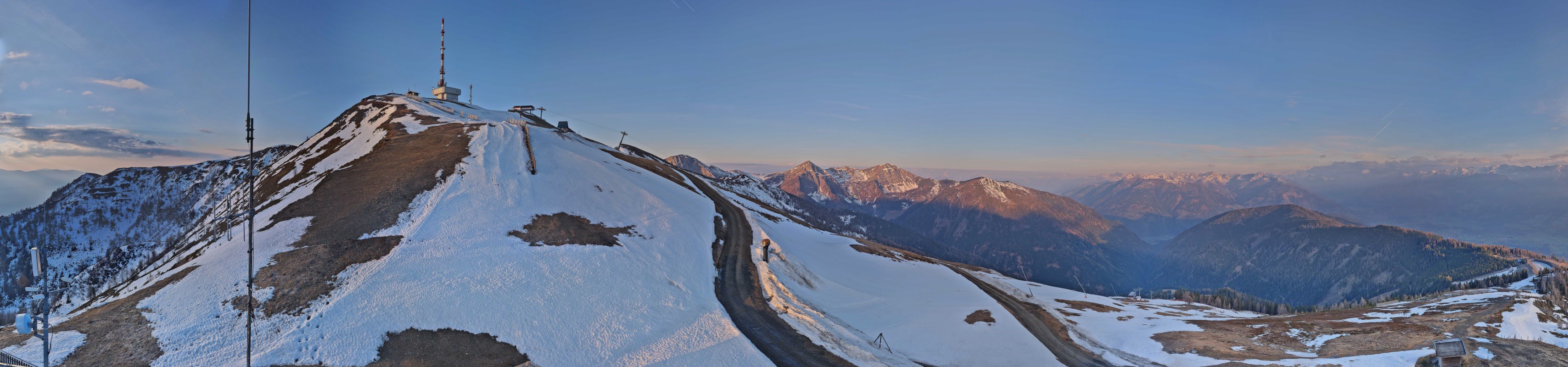 Archiv Foto Webcam Goldeck: Panoramablick Gipfel