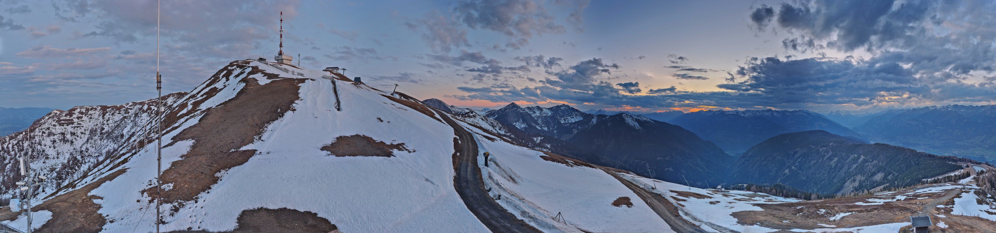 Archiv Foto Webcam Goldeck: Panoramablick Gipfel