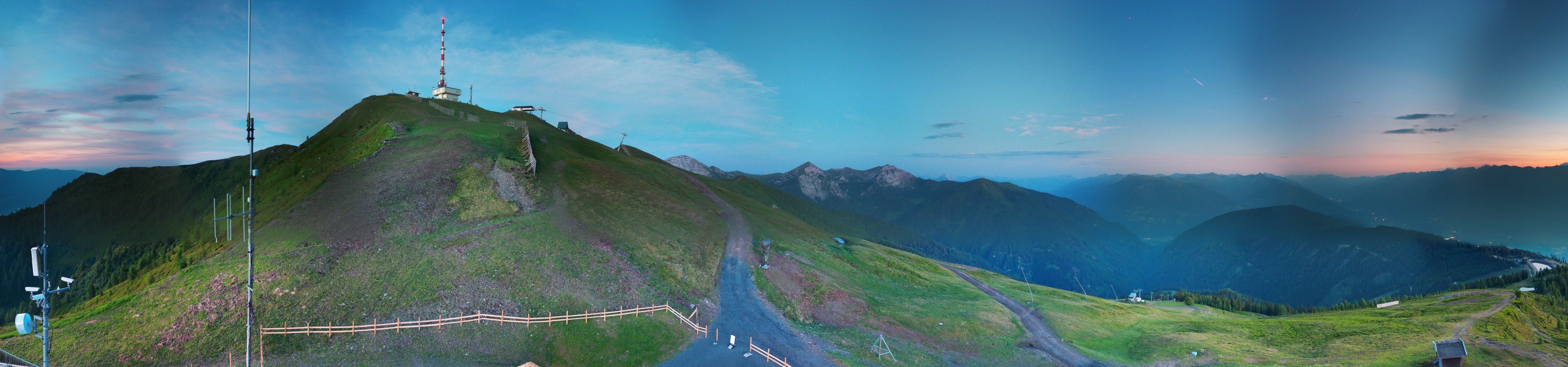 Archiv Foto Webcam Goldeck: Panoramablick Gipfel
