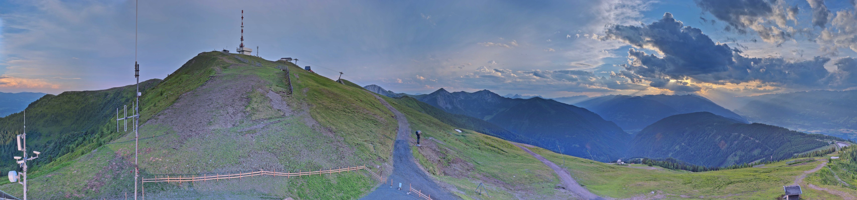 Archiv Foto Webcam Goldeck: Panoramablick Gipfel