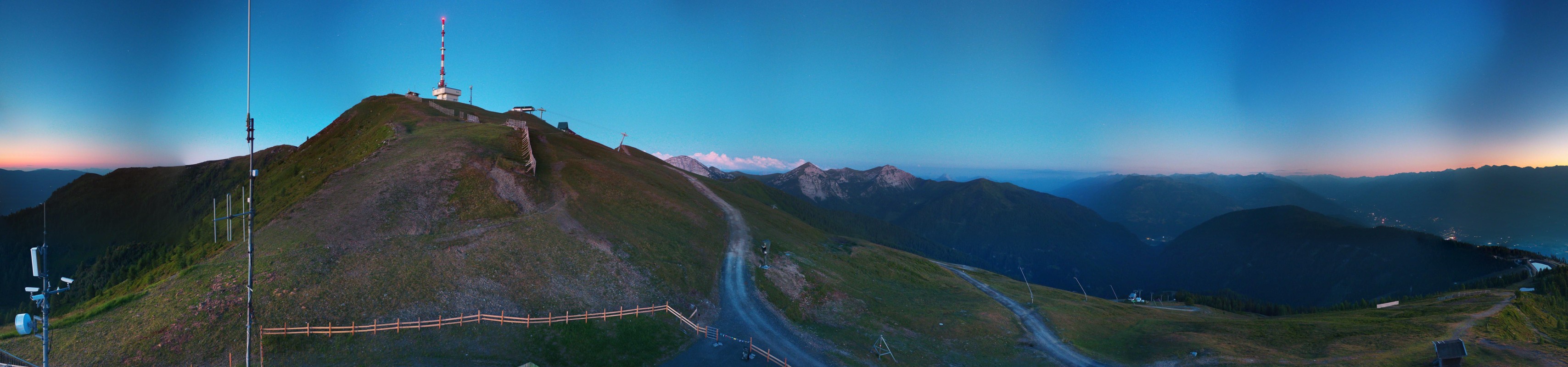 Archiv Foto Webcam Goldeck: Panoramablick Gipfel