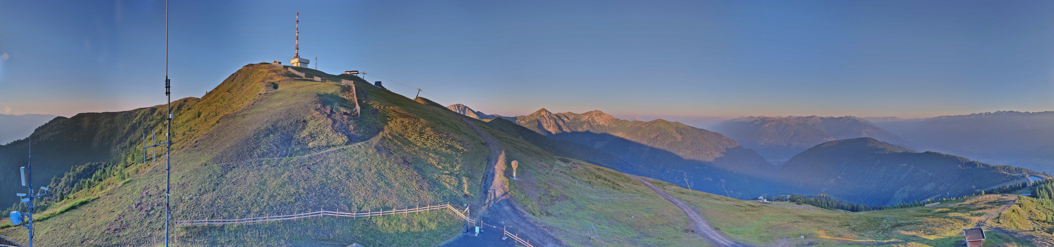 Archiv Foto Webcam Goldeck: Panoramablick Gipfel