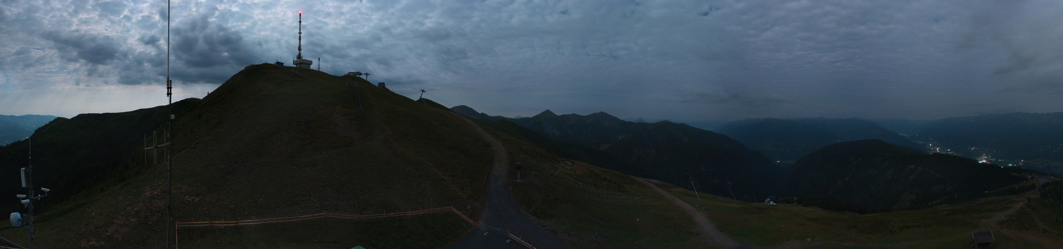 Archiv Foto Webcam Goldeck: Panoramablick Gipfel