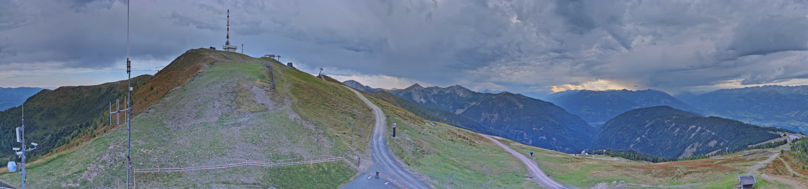 Archiv Foto Webcam Goldeck: Panoramablick Gipfel