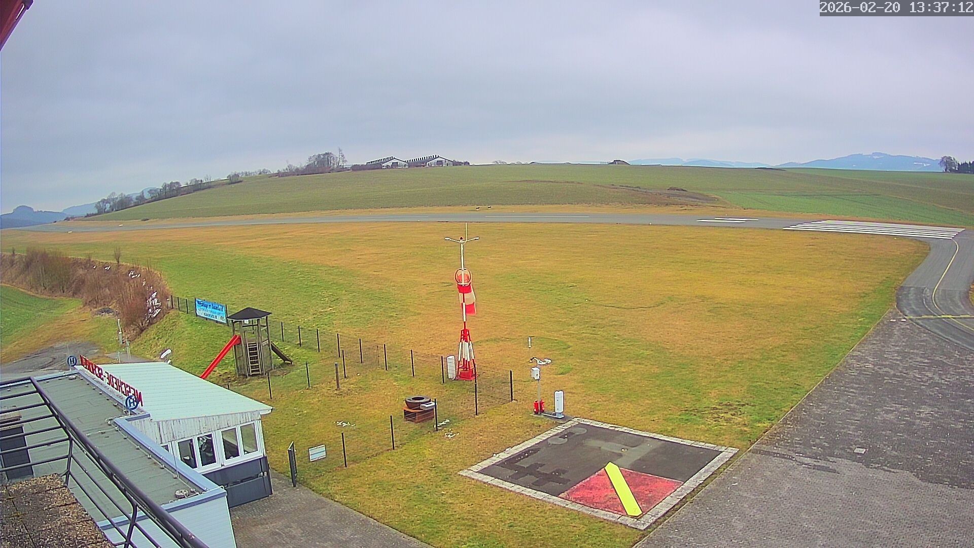 Archiv Foto Webcam Flugplatz Meschede Schüren