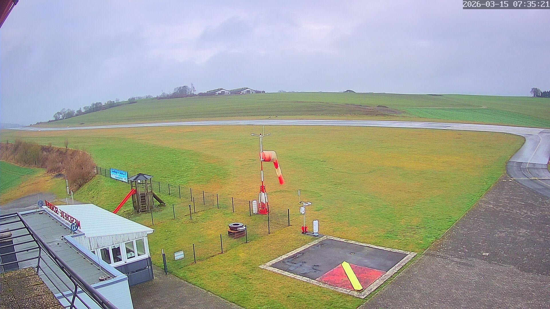 Archiv Foto Webcam Flugplatz Meschede Schüren