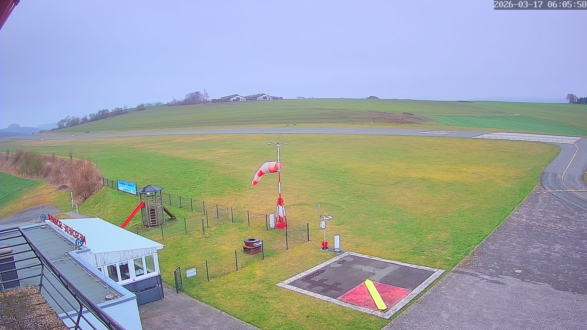 Archiv Foto Webcam Flugplatz Meschede Schüren