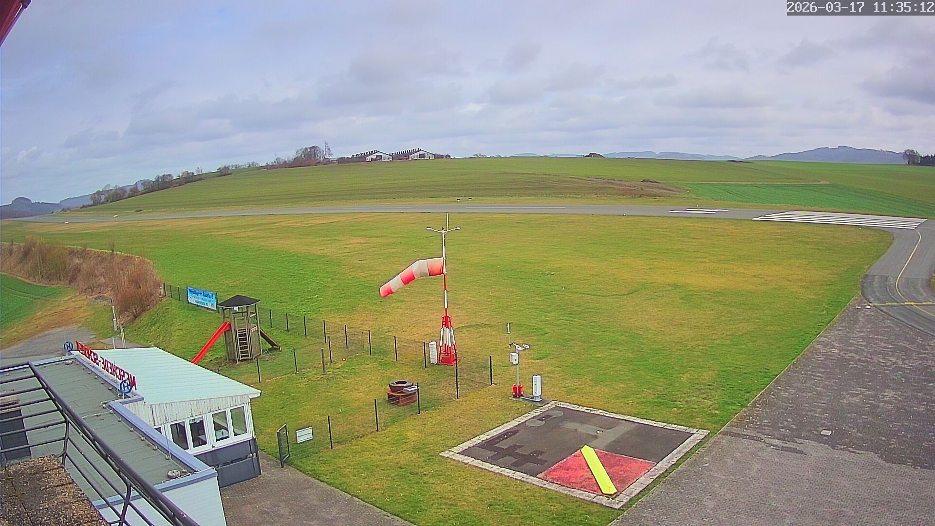 Archiv Foto Webcam Flugplatz Meschede Schüren