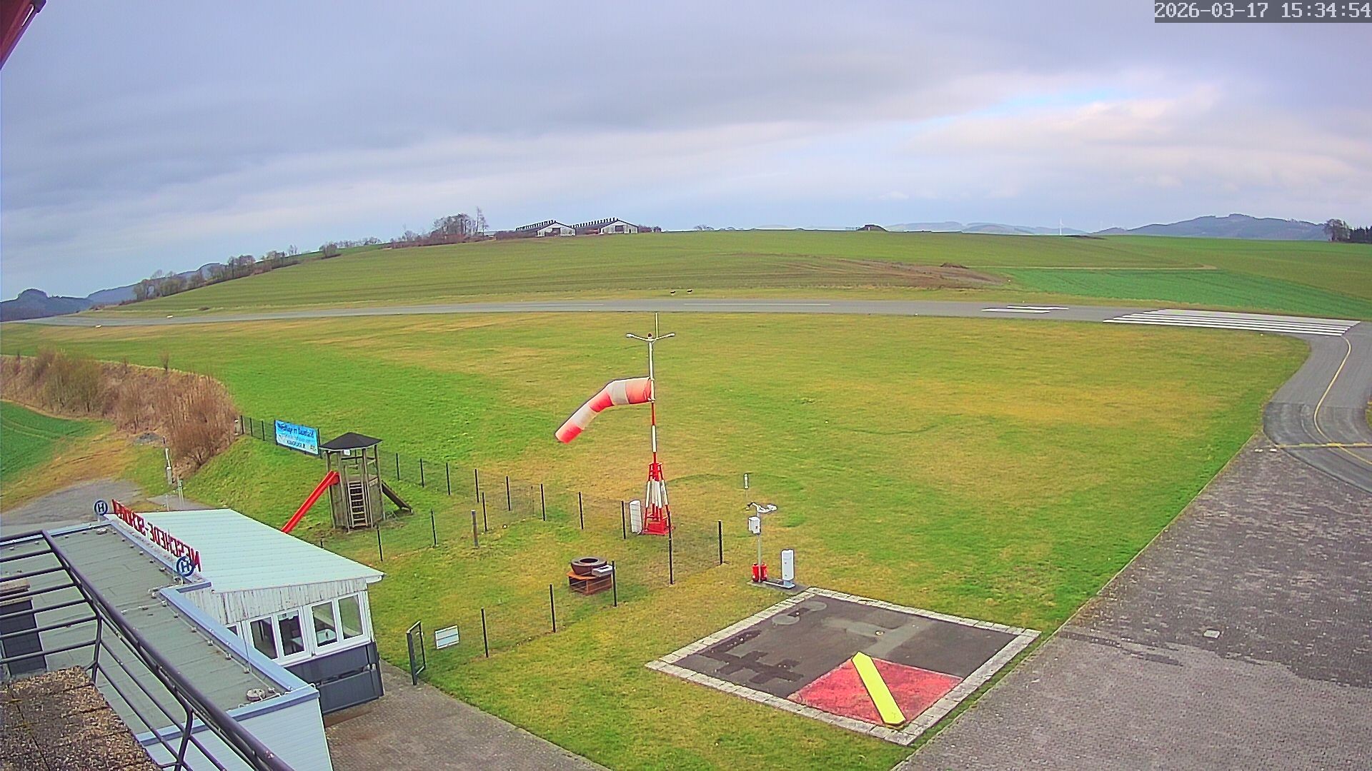 Archiv Foto Webcam Flugplatz Meschede Schüren