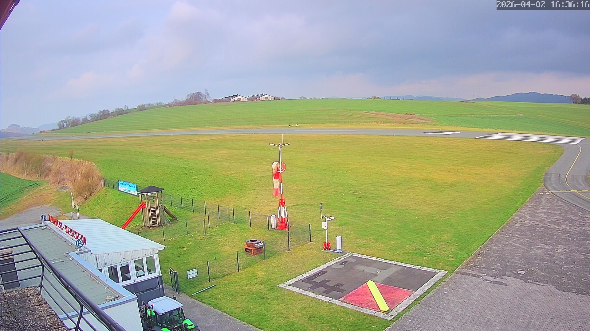 Archiv Foto Webcam Flugplatz Meschede Schüren